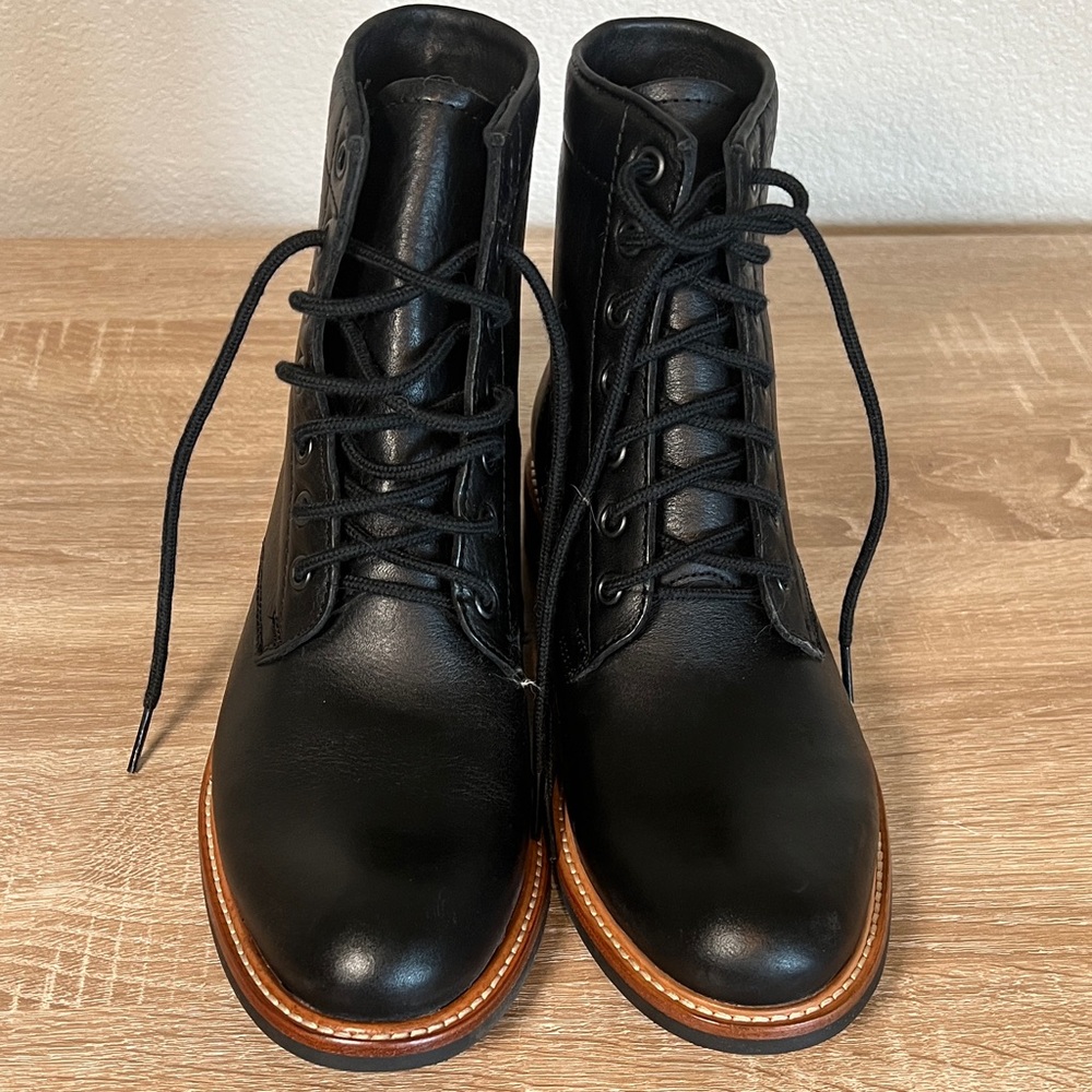 Nisolo Black Leather Heeled Boots